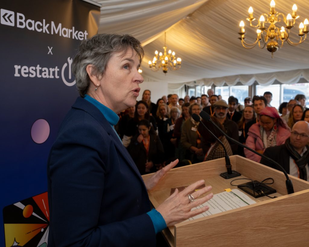 Mary Creagh addressing the Parliamentary Repair Cafe attendees